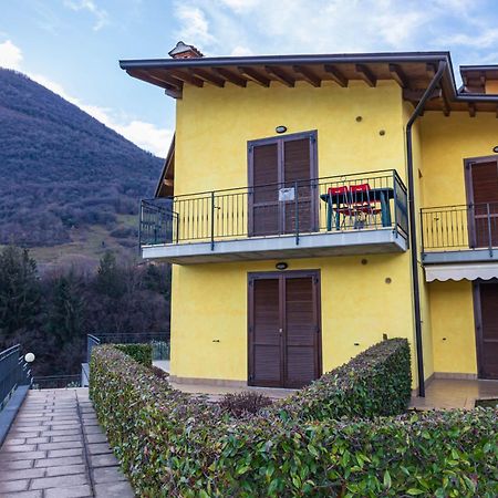 Residenza Coccinelle Vista Lago D'Iseo Tavernola Bergamasca Eksteriør billede