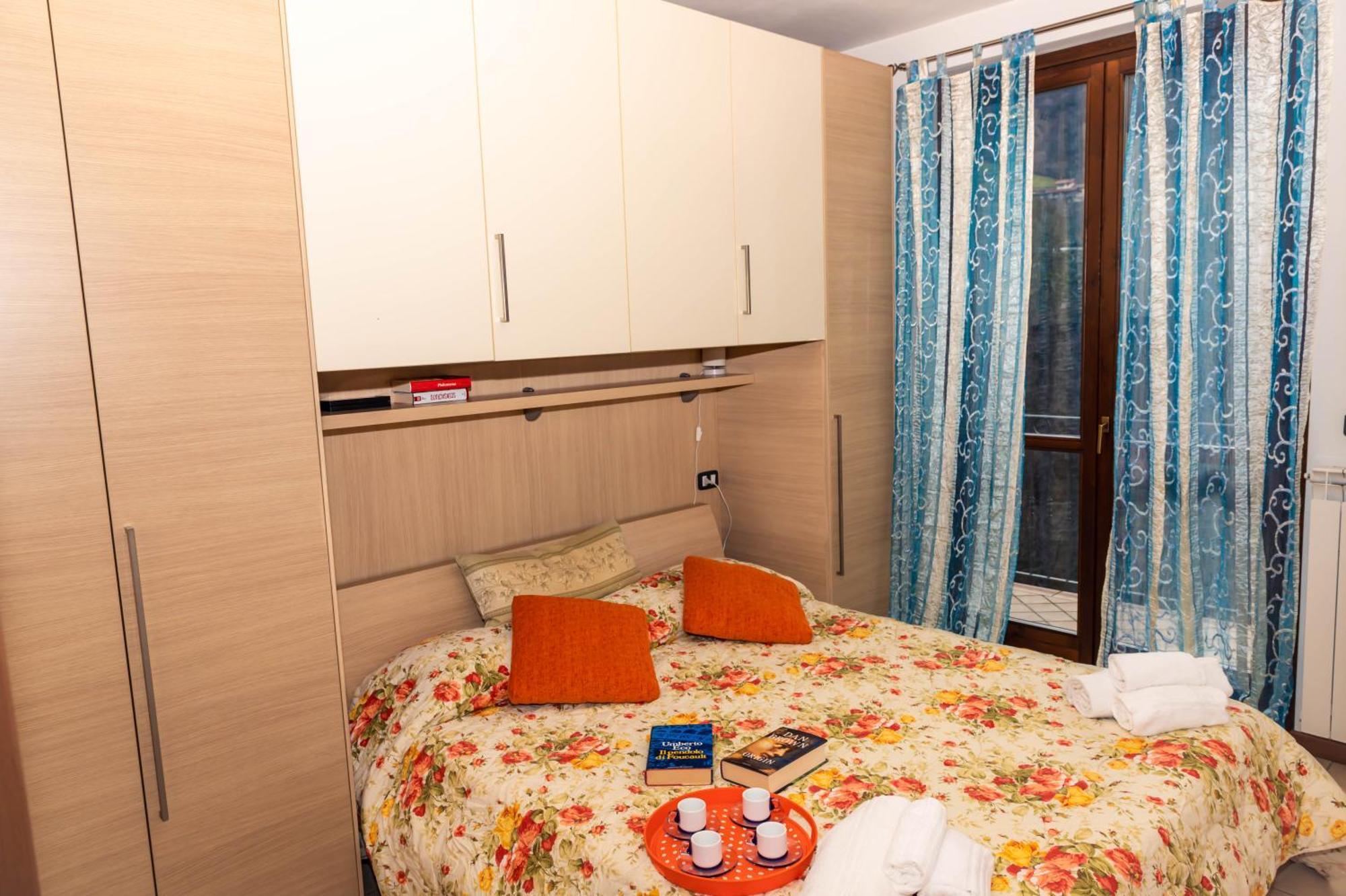 Residenza Coccinelle Vista Lago D'Iseo Tavernola Bergamasca Eksteriør billede