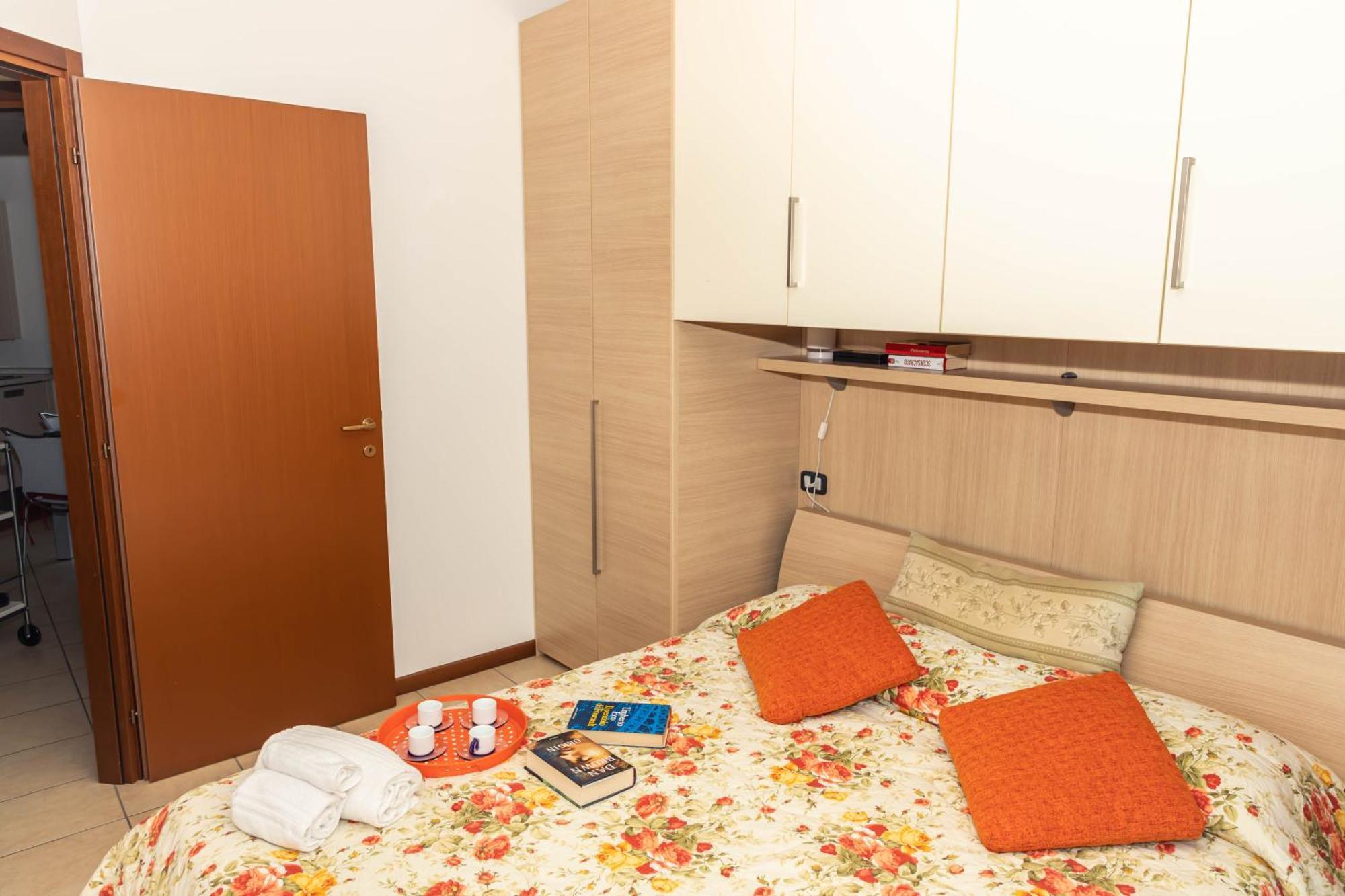 Residenza Coccinelle Vista Lago D'Iseo Tavernola Bergamasca Eksteriør billede